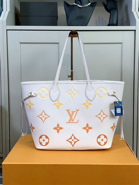 louis vuitton neverfull microchip|louis vuitton microchip identification.